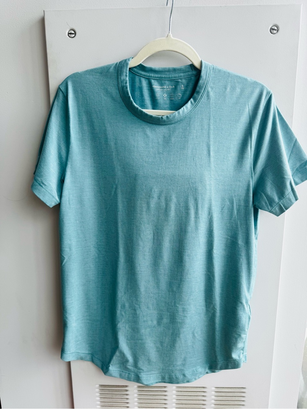 Abercrombie Soft AF Air Knit Teal Crew Tee Size S